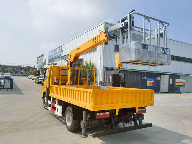 藍(lán)牌高空作業(yè)車安全性能怎么樣